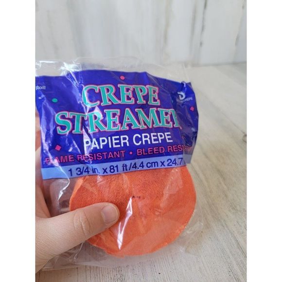 Crepe Streamer orange party Halloween set decor - Picture 2 of 4